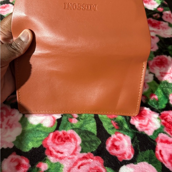 Missoni Tan Sunglasses with Case - Picture 8 of 8